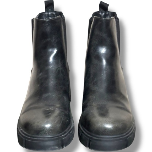 Elegant Black With Silver Leather Chunky Platform Heel Pull On Ankle Booties - Picture 12 of 12